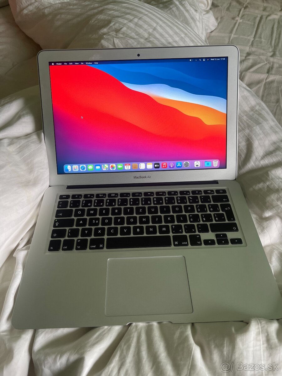 Apple MacBook Air 13" 2017 - top ponuka