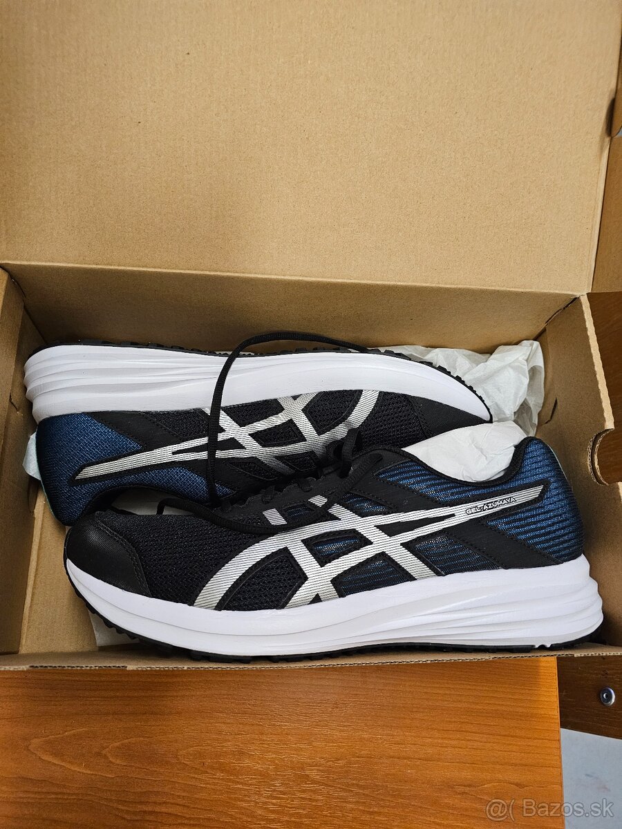 Asics č.45