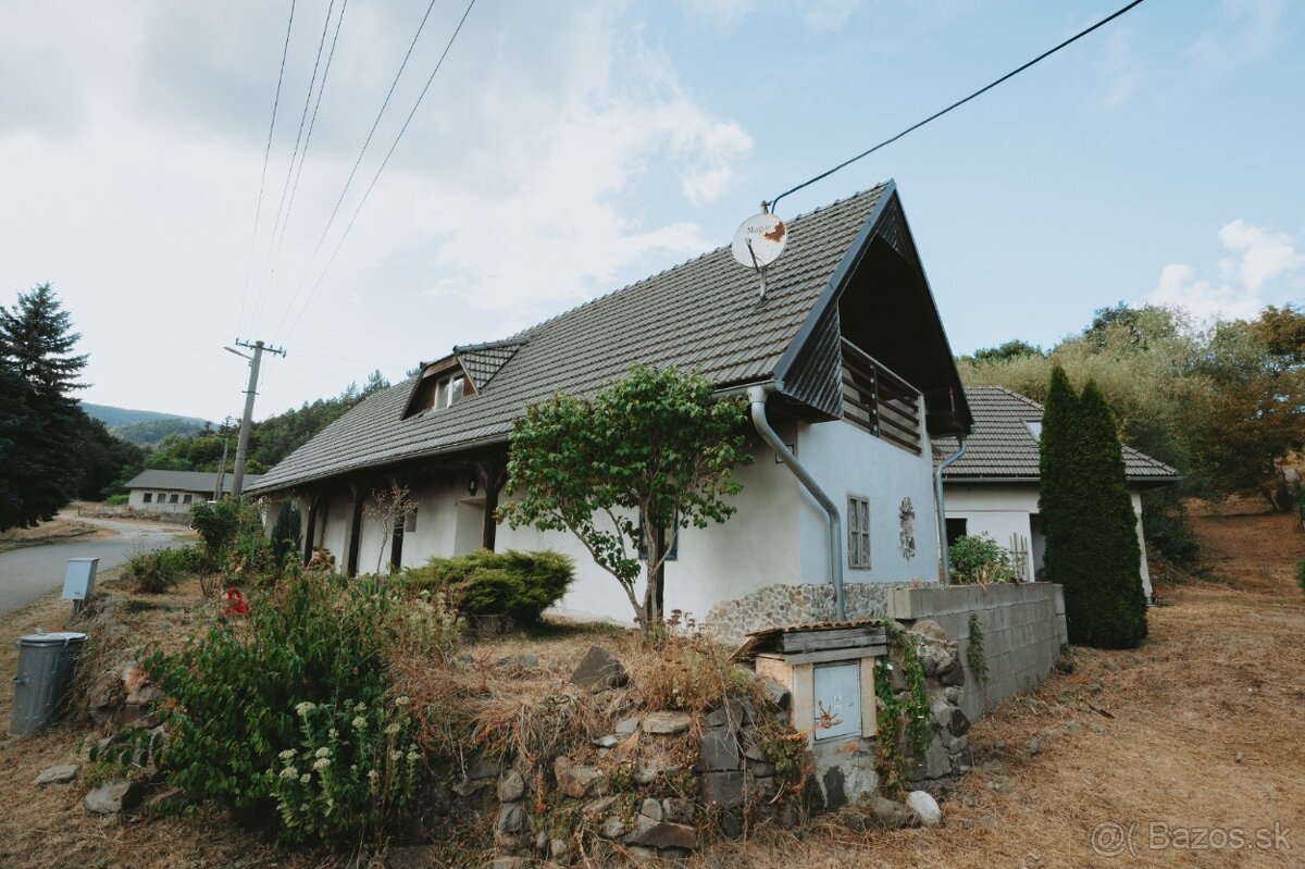 ZNÍŽENÁ CENA Priestranný rodinný dom v obci Bukovina