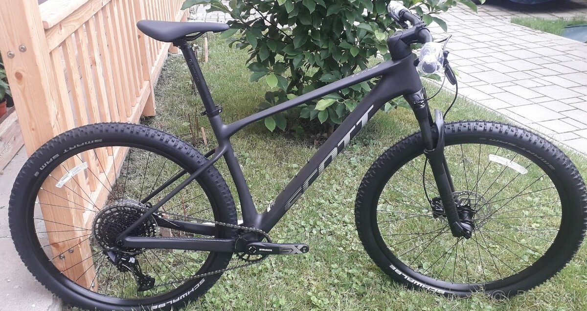 29 SCOTT scale 940 CARBON veľ.L, vidla RS vzduch, 1x12