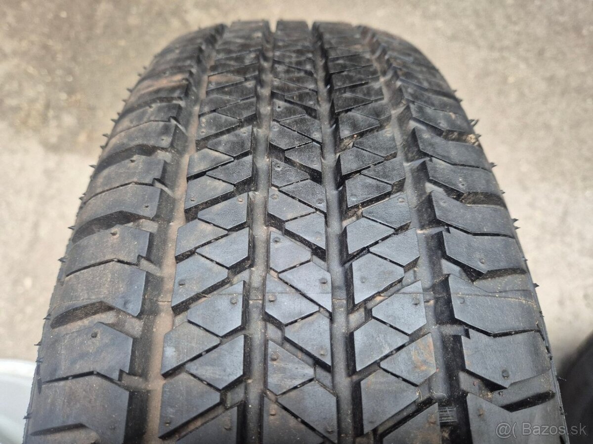 205/70 r15 letné 4 ks BRIDGESTONE - nejazdené