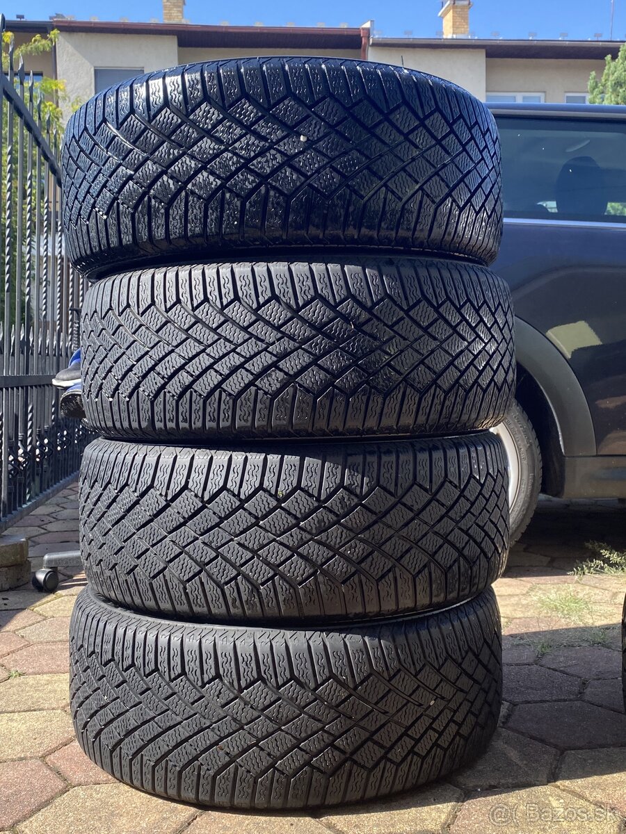 225/55 r 17