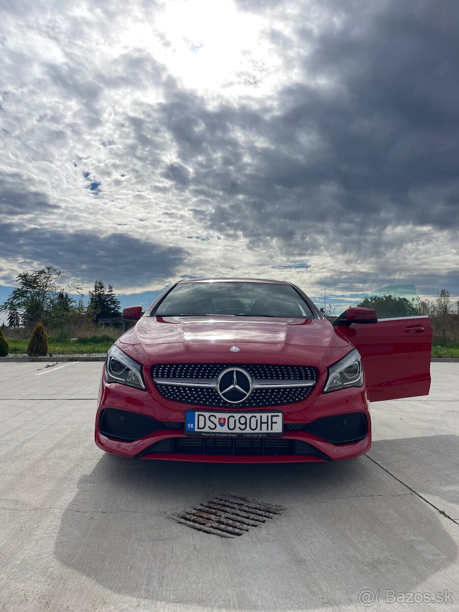 Mercedes Benz CLA 200