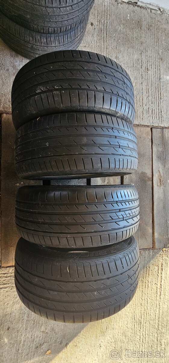 225/55 r16