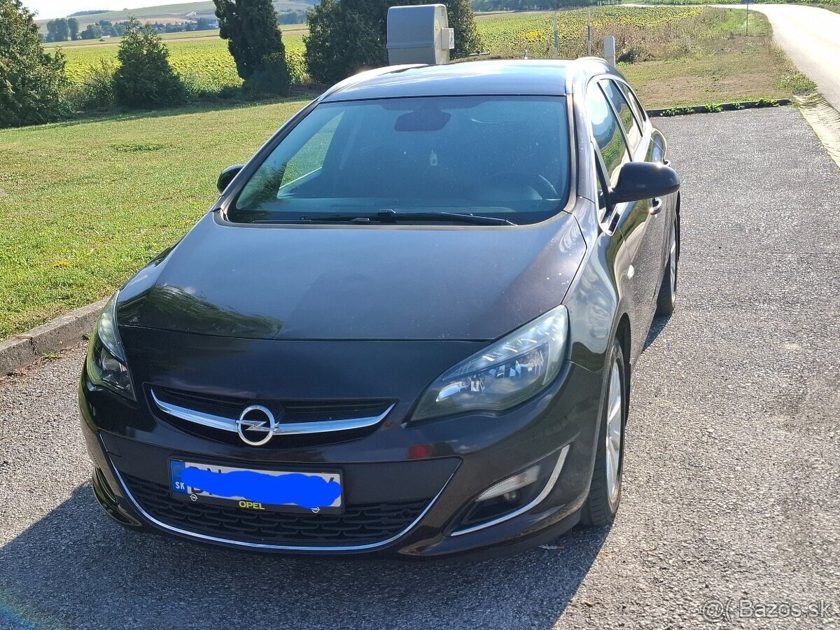 Opel Astra J combi