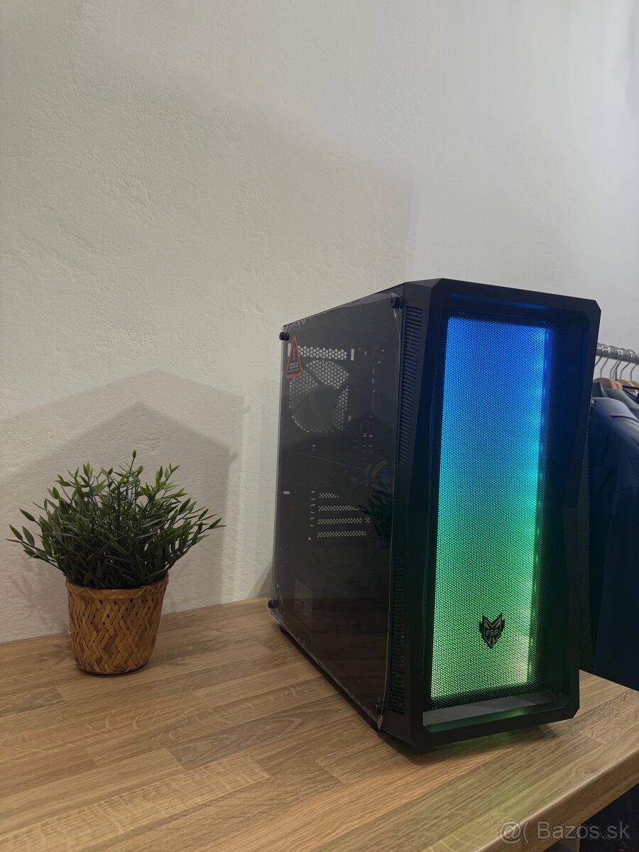 Herne PC rx vega 64, i5, 16GB, ssd, RGB, win10