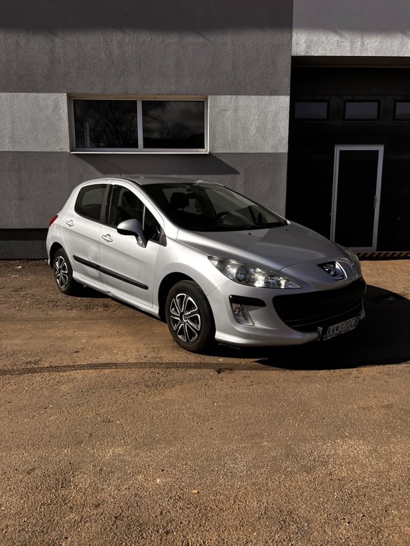 Peugeot 308 1.4 VTi 72kw manual