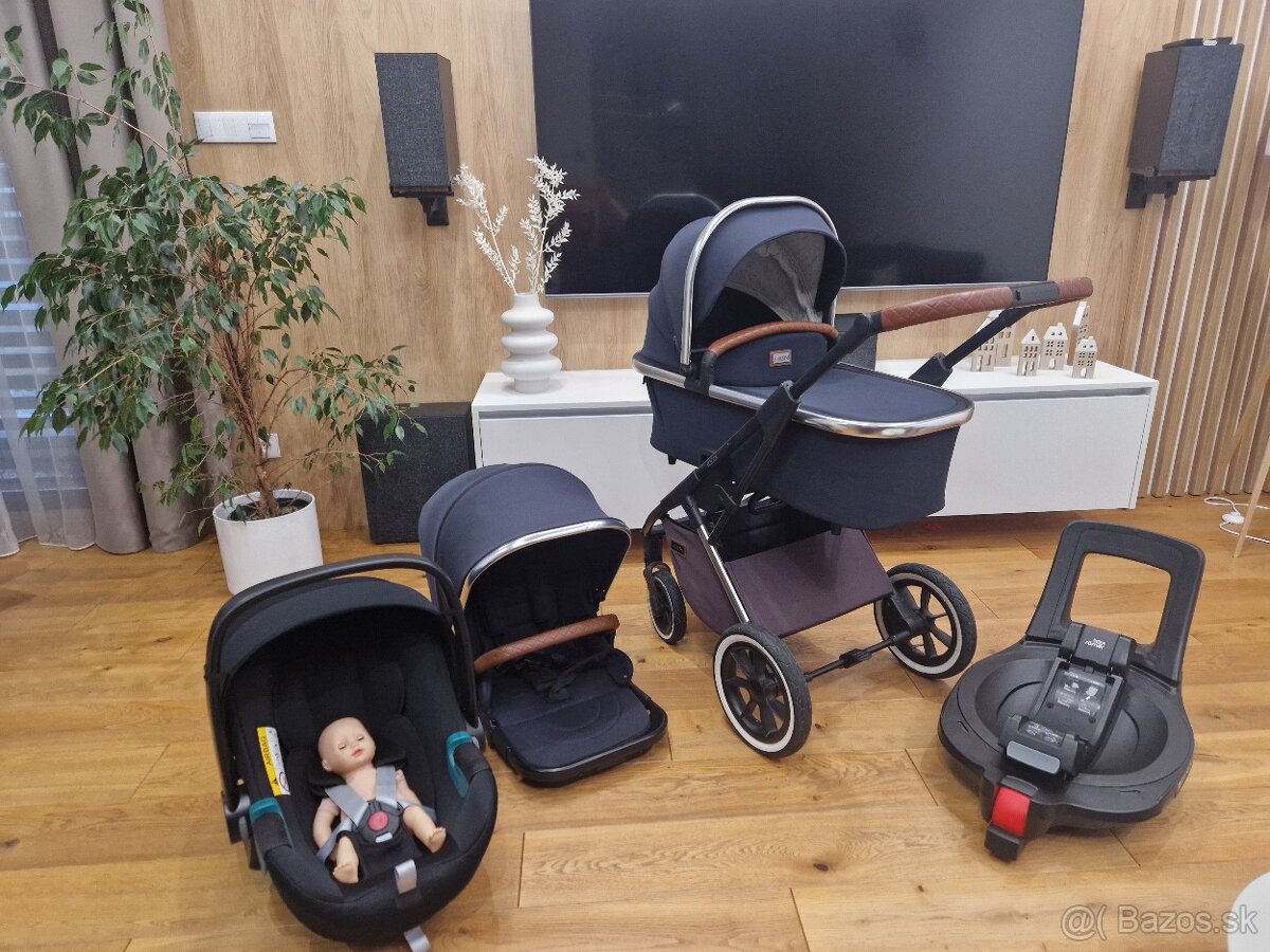 Kočík Moon Rocca Navy 2022 + Vajíčko BRITAX BABY SAFE iSENSE