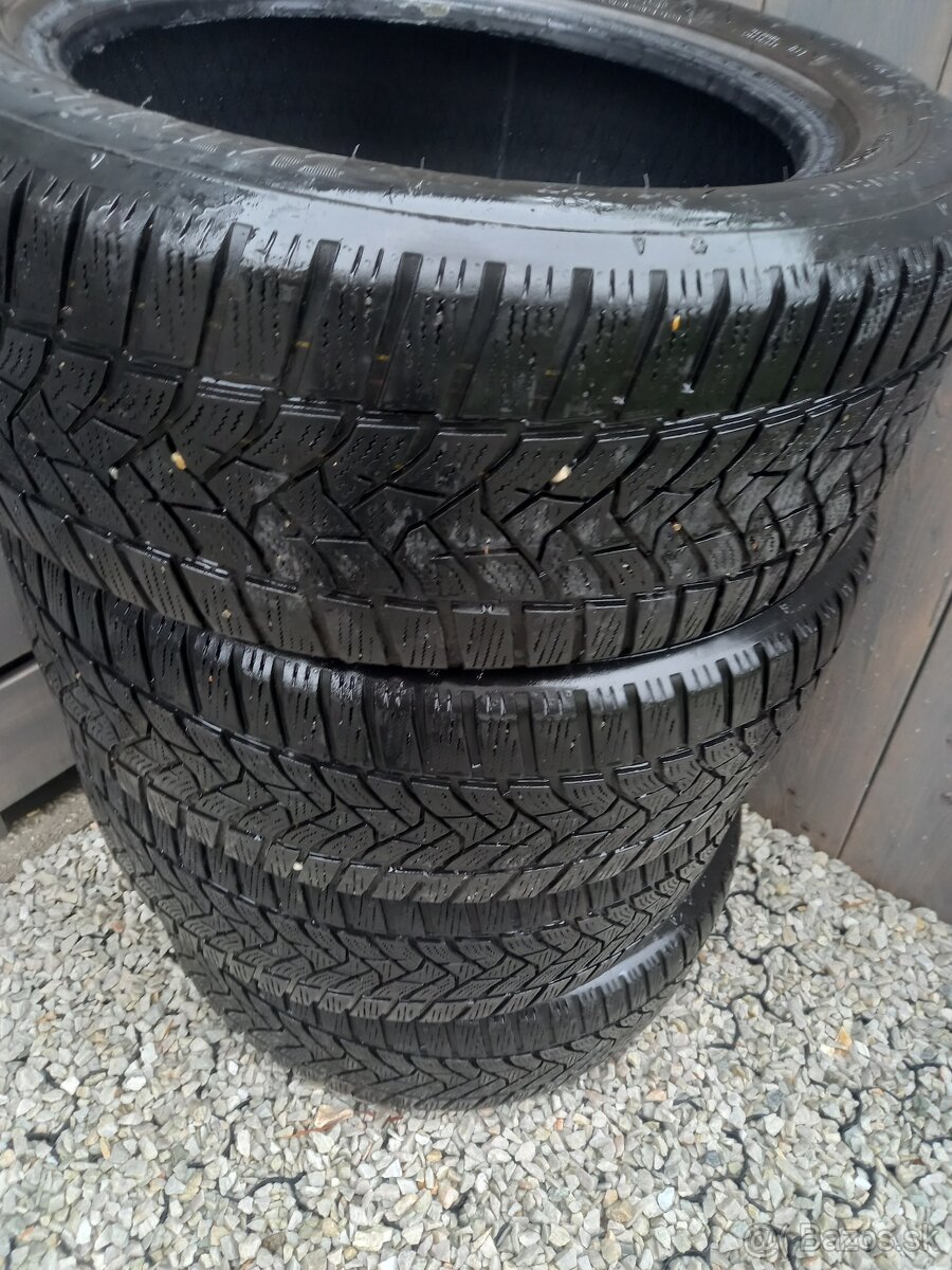 Zimne 205/55 r16