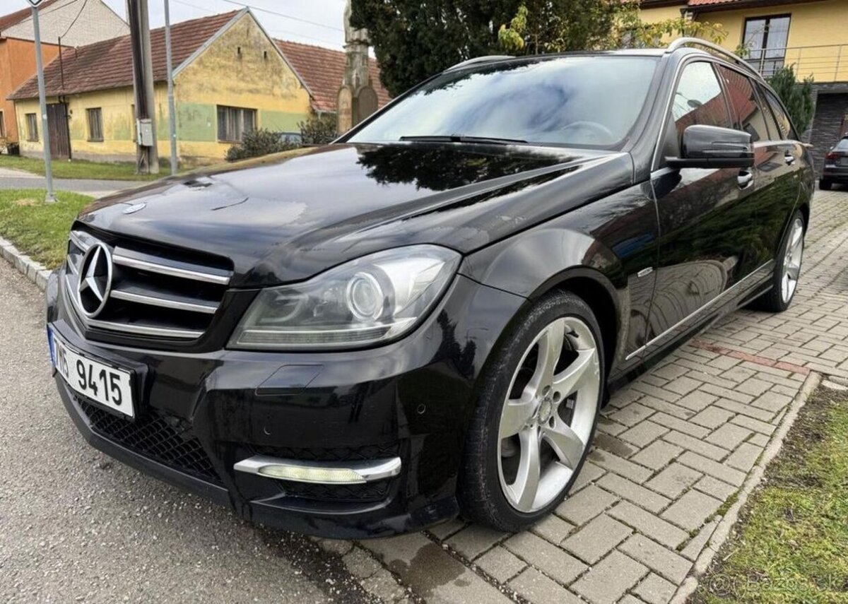 Mercedes-Benz Třídy C C220 CDI 4MATIC EDITION C nafta