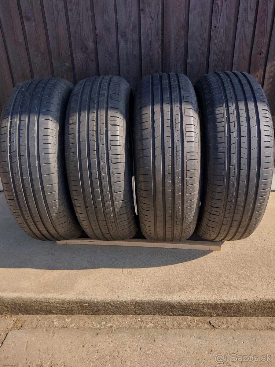 pneumatiky 215 /65 R16