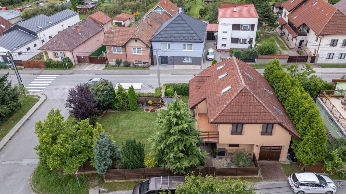 Predaj rodinného domu v Myslave s garážou, terasou