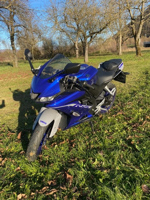 Yamaha yzf r125