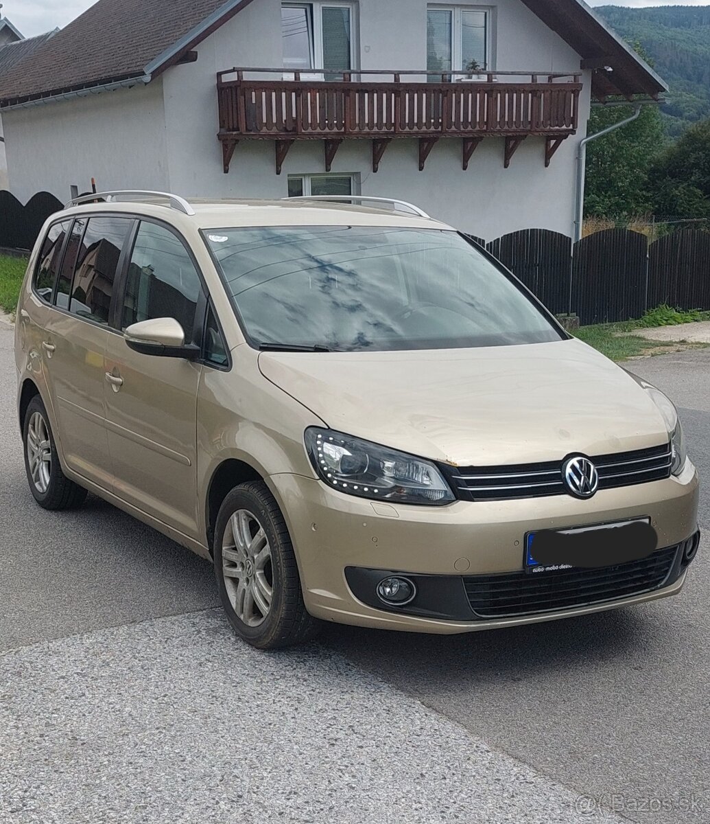 Predam volkswagen touran 1.4tsi cng DSG v plnej vybave 7mies