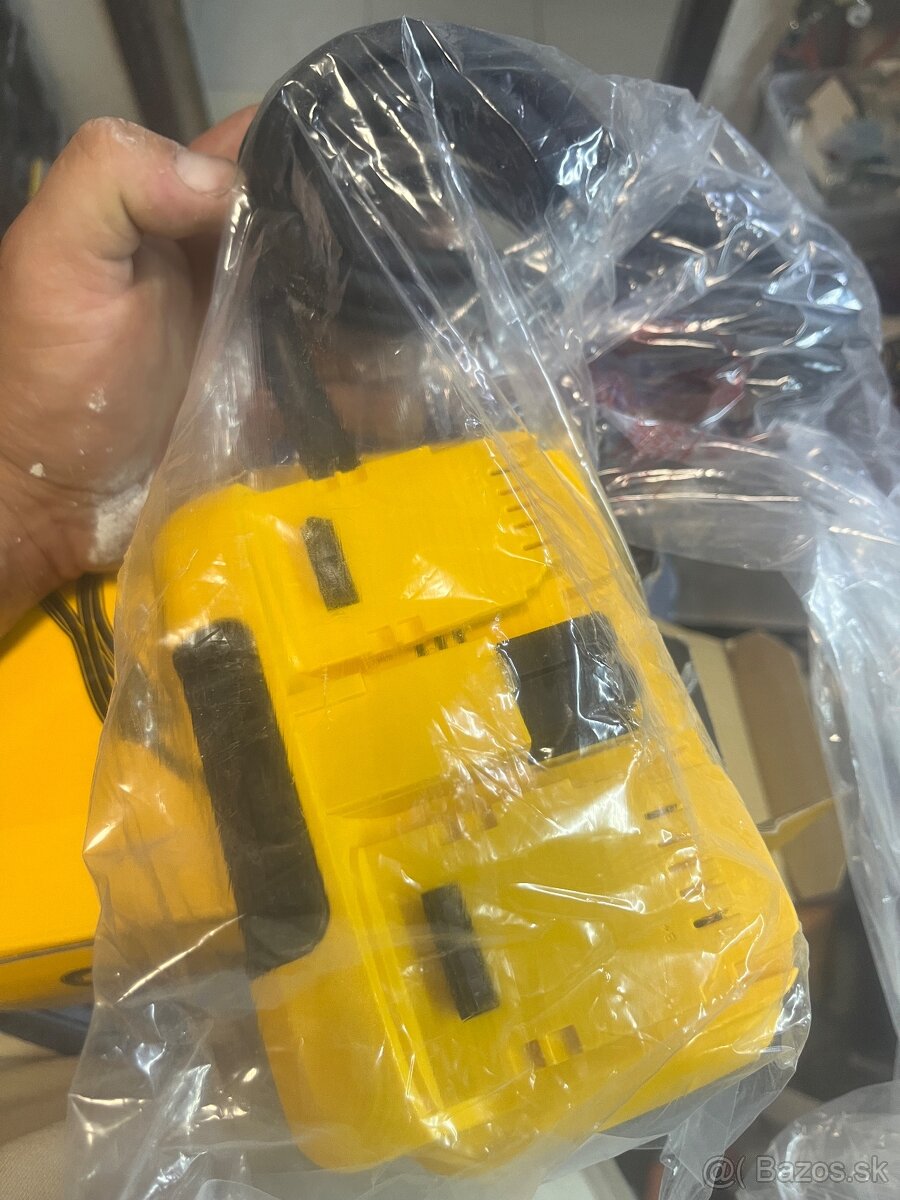 Dewalt adapter