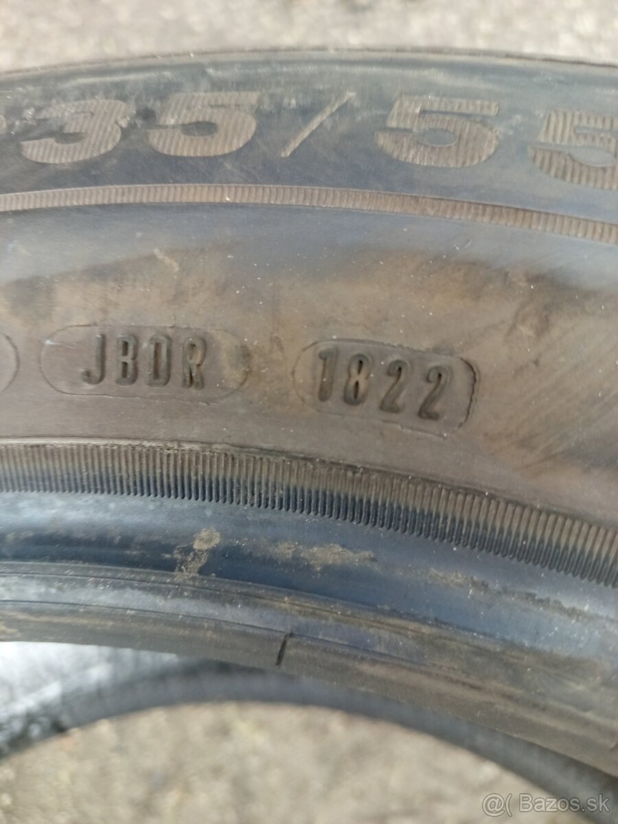 Dunlop  235/55R17