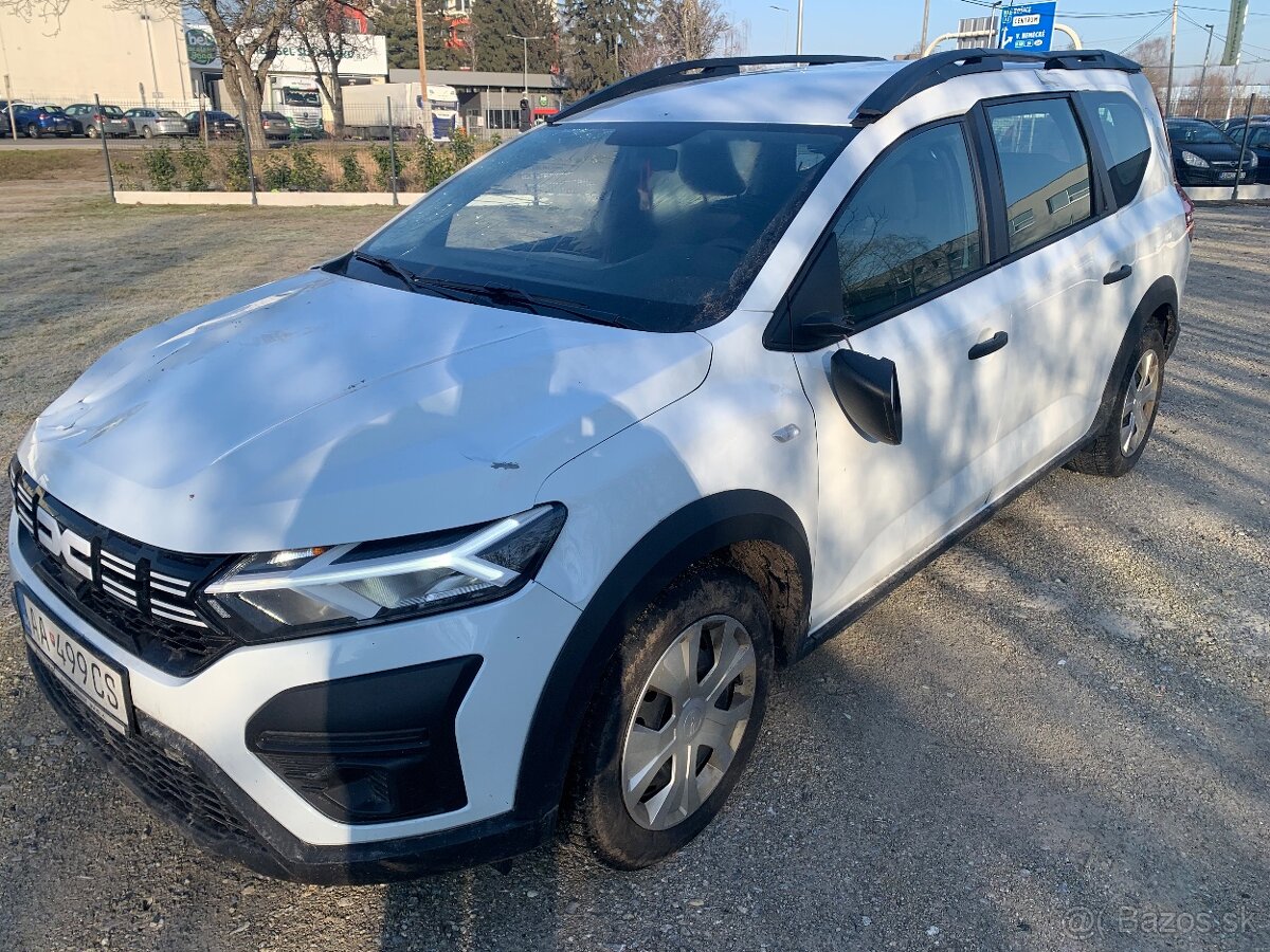 Predám Havarovanú Dacia Jogger 999 benzin LPG  rok 2023