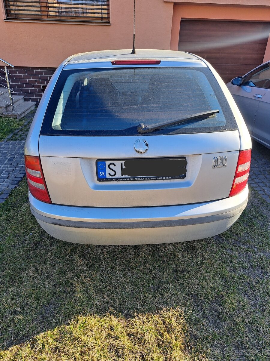 Predám ŠKODA FABIA COMBI  2001