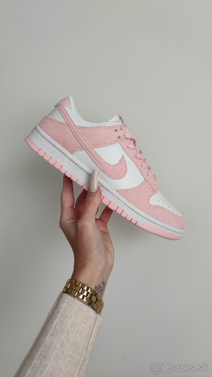 Nike Dunk Pink