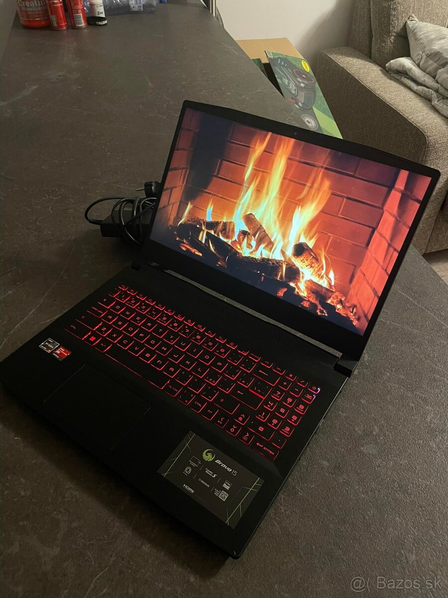 Herný notebook MSI Bravo