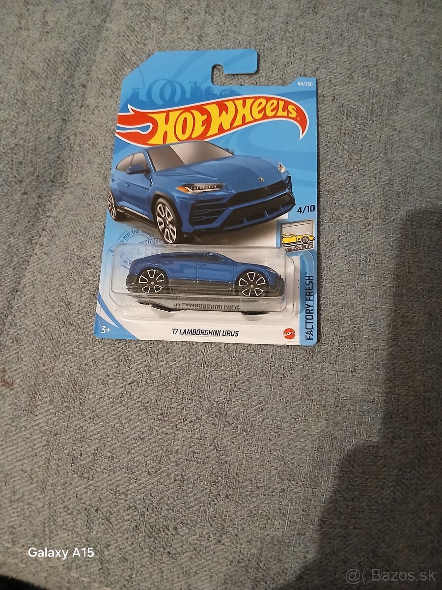 Hotwheels '17 LAMBORGHINI URUS