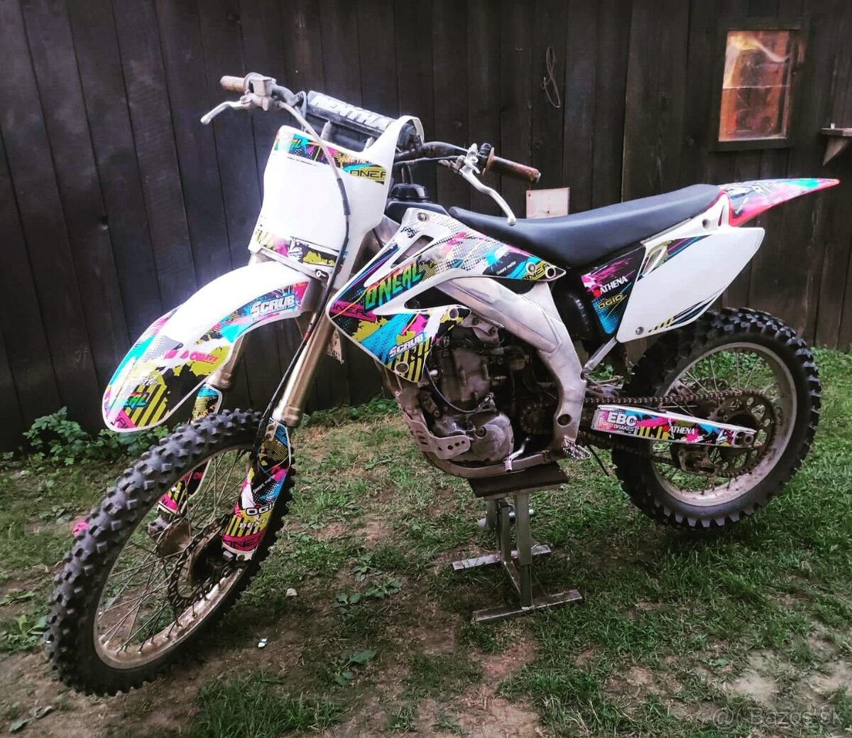 Predam hondu crf 450