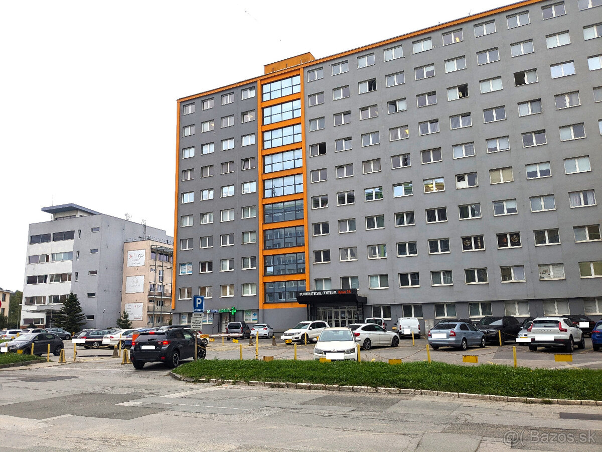 Garáž blízko Centra (Košice- Auparku), Krivá, 21m2, elektr.