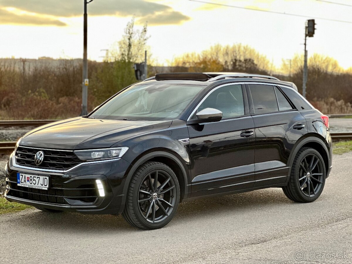 Volkswagen T-roc R 2.0tsi 300ps DSG 4motion, Akrapovic, pano