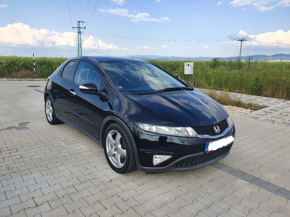 Predám Honda Civic 1.4 Sport