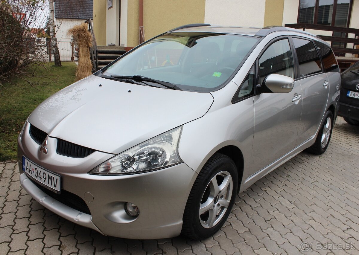 • Mitsubishi Grandis 2.4i, 121 kW, 5-st. manuál, r.v. 2009 •