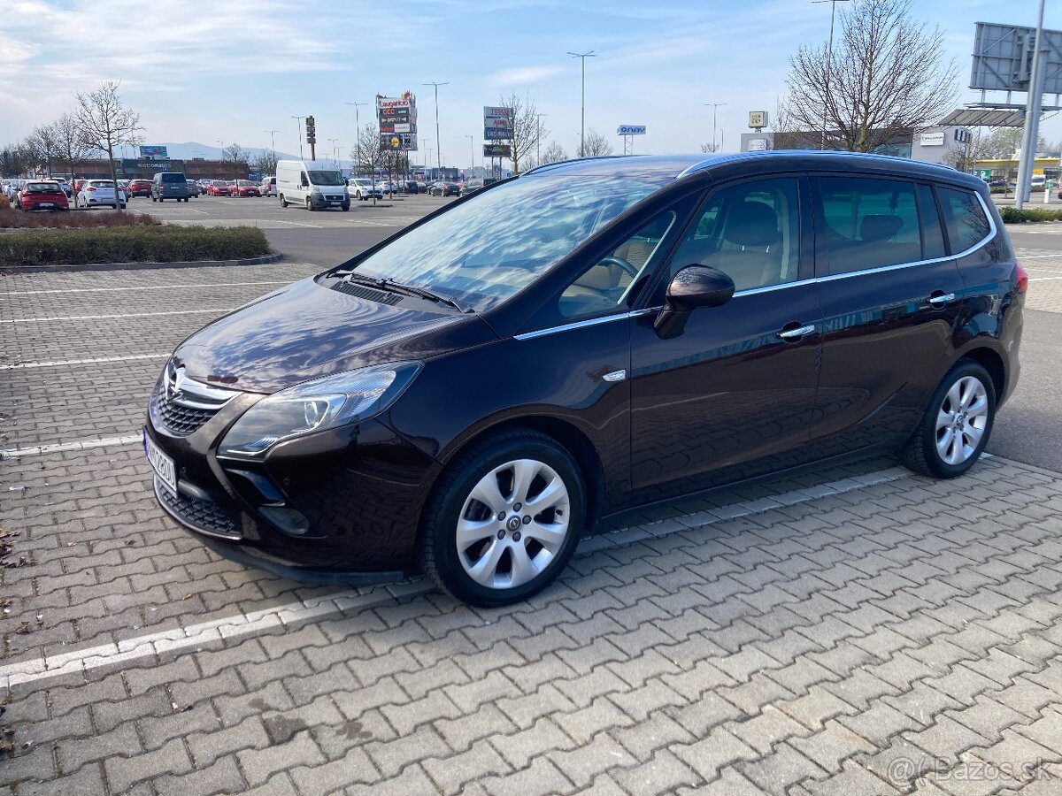 Opel Zafira Tourer 2.0 CDTi 121kW (162k) Cosmo 7.miestne