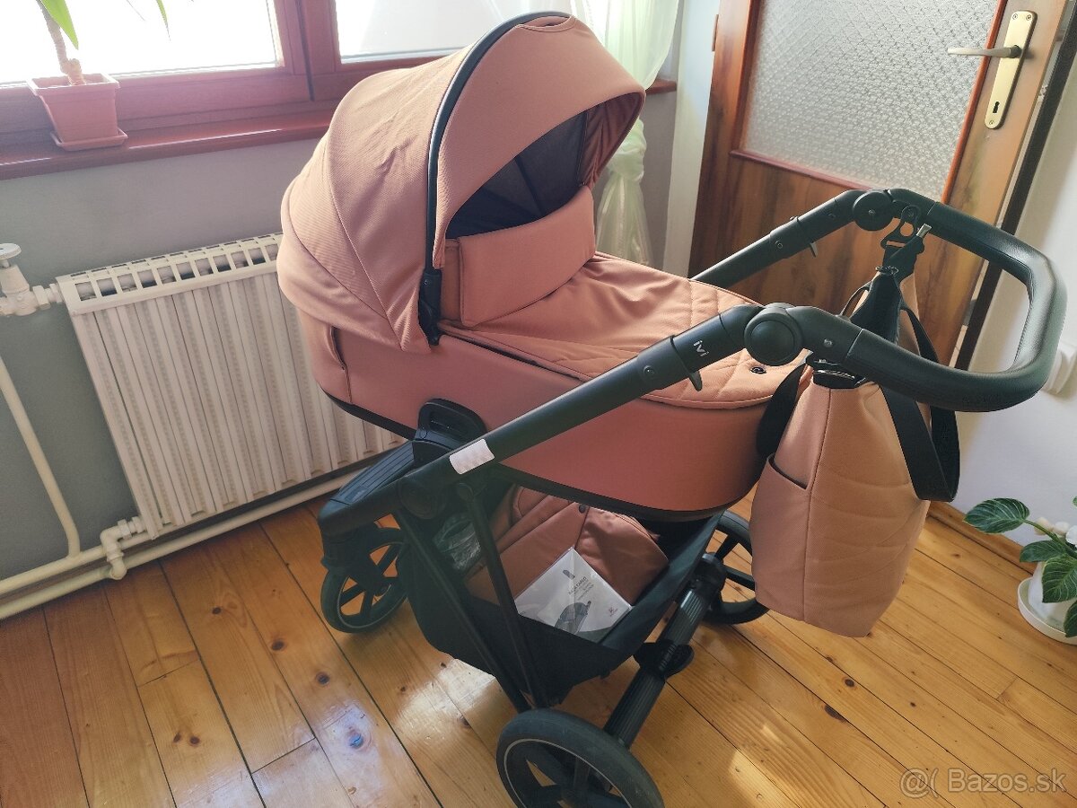 Predám 2 kombináciu Roan IVI +Isofix s vajíčkom