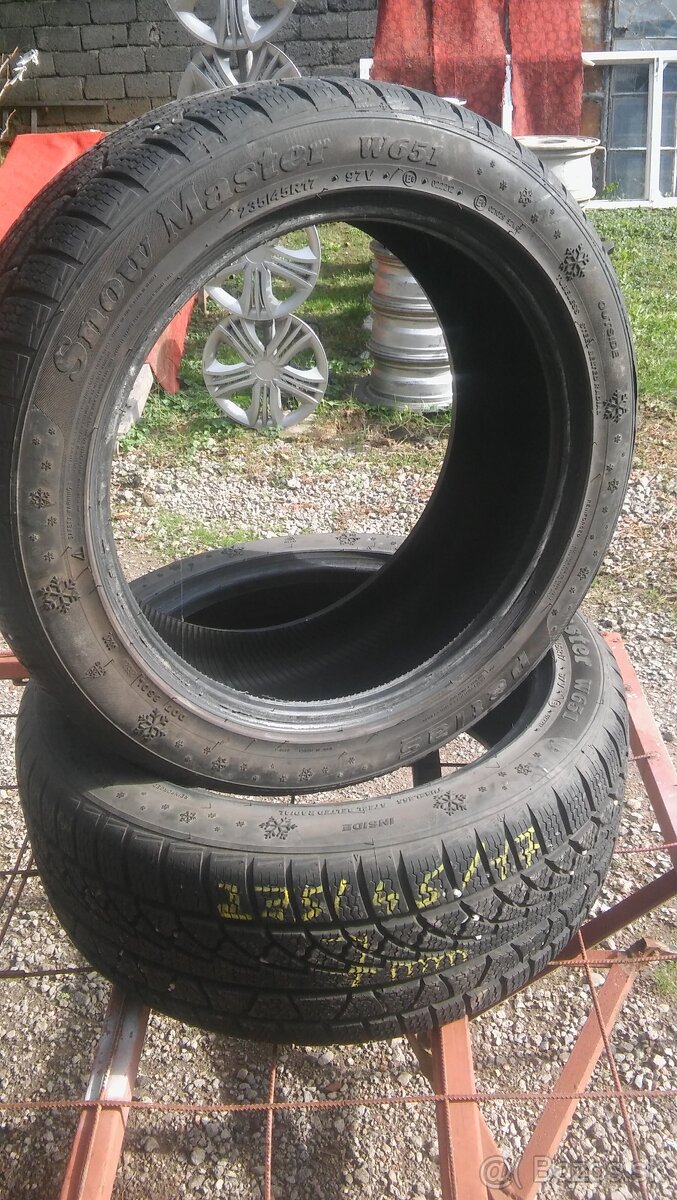 235/45r17