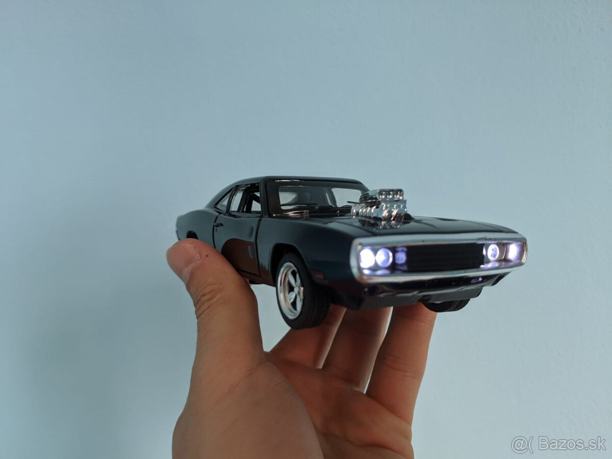 Predam kovovy model Dodge Charger