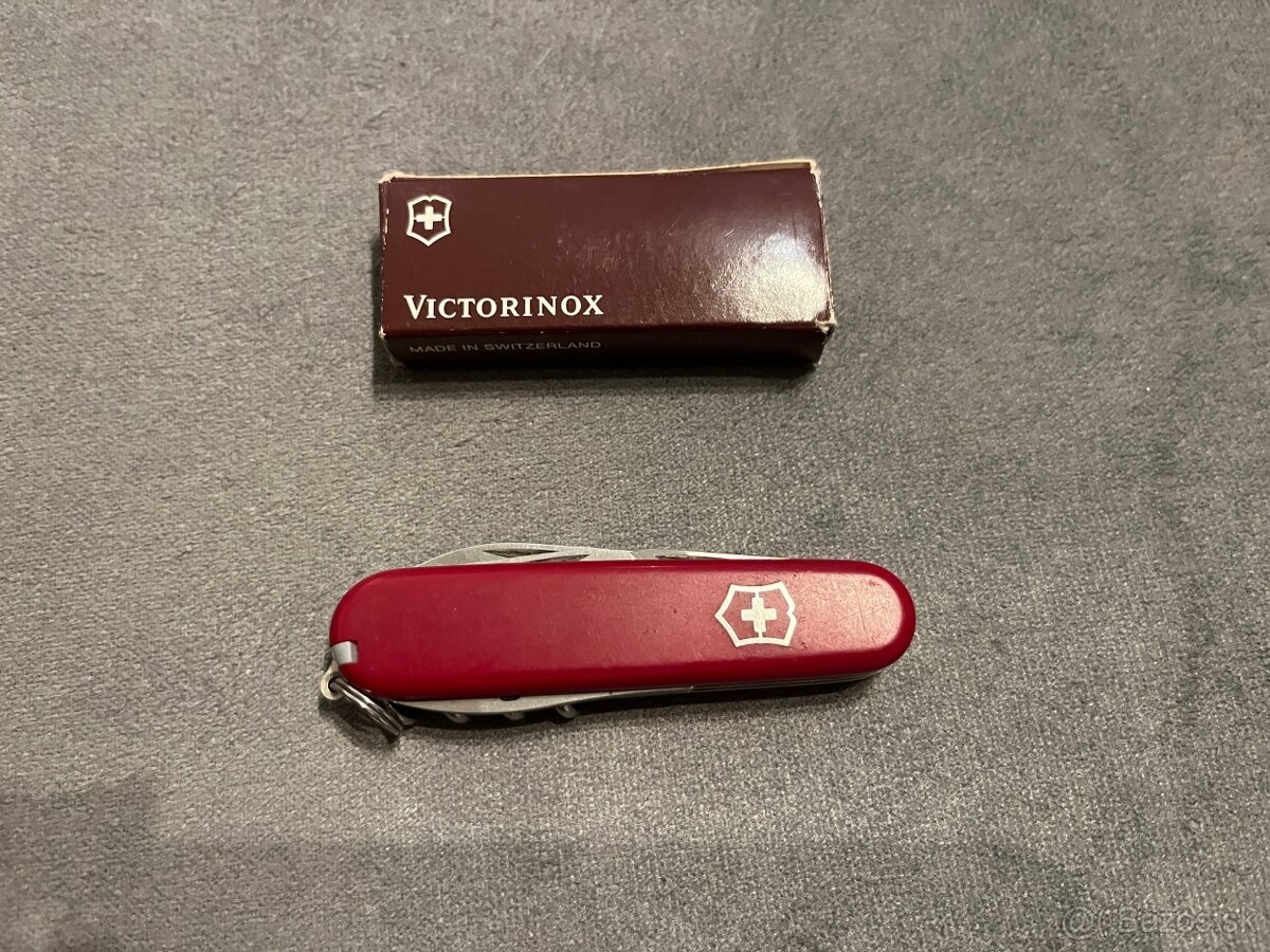 predám nože victorinox