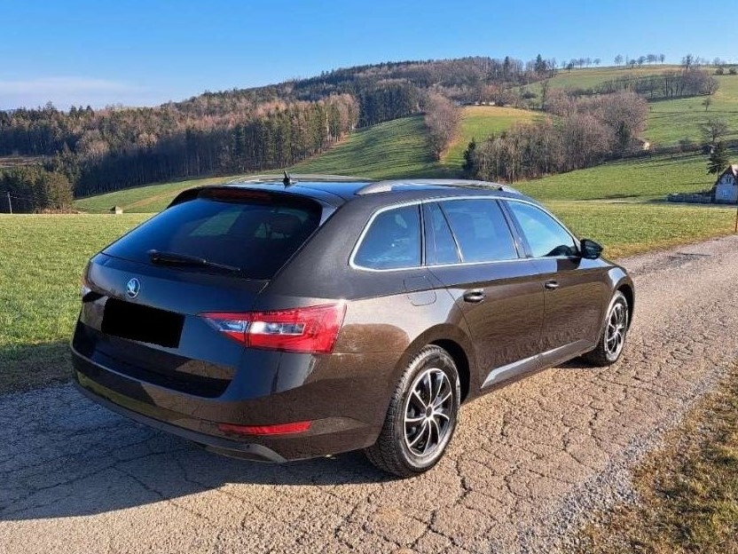 Škoda Superb 2.0TDI 110kW, 2016, 180 000km manuál