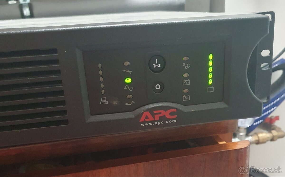 Smart UPS 750 APC