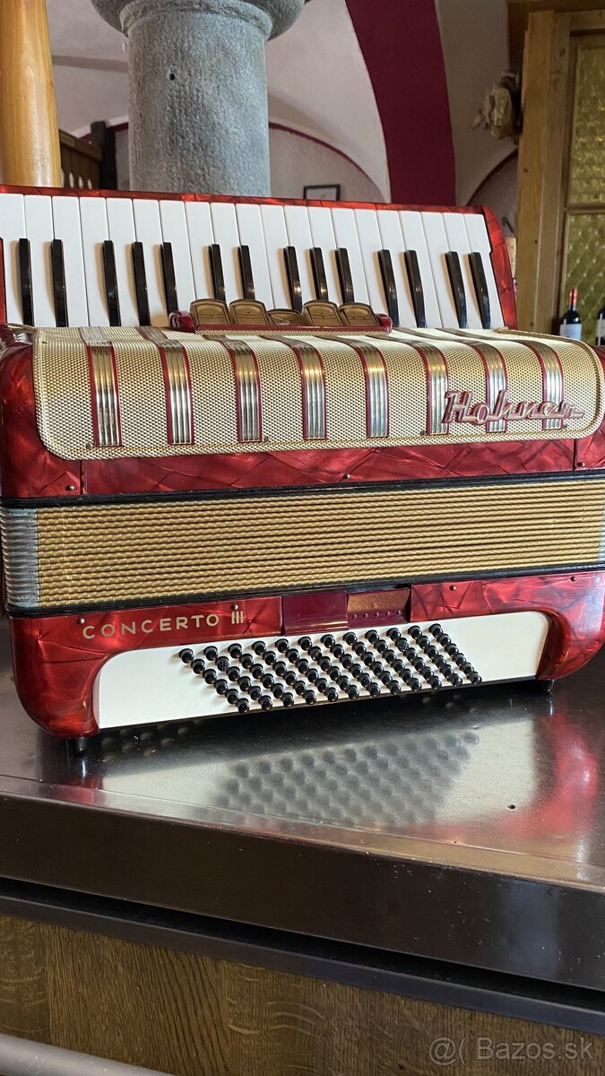 Akordeon 72 bas Hohner concerto