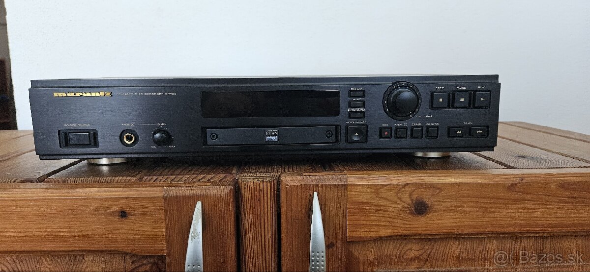 Marantz DR-700