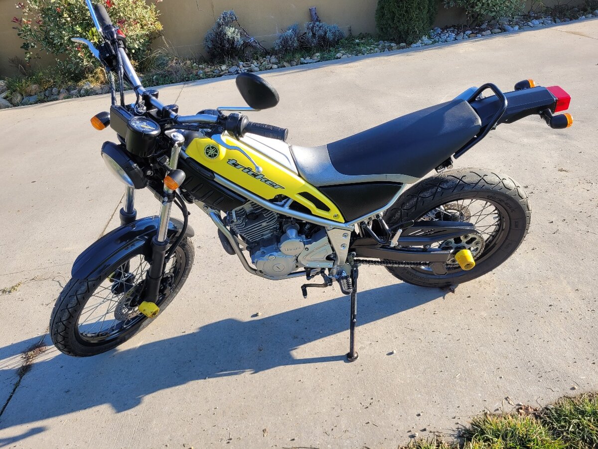 Yamaha XG 250 Tricker doklady