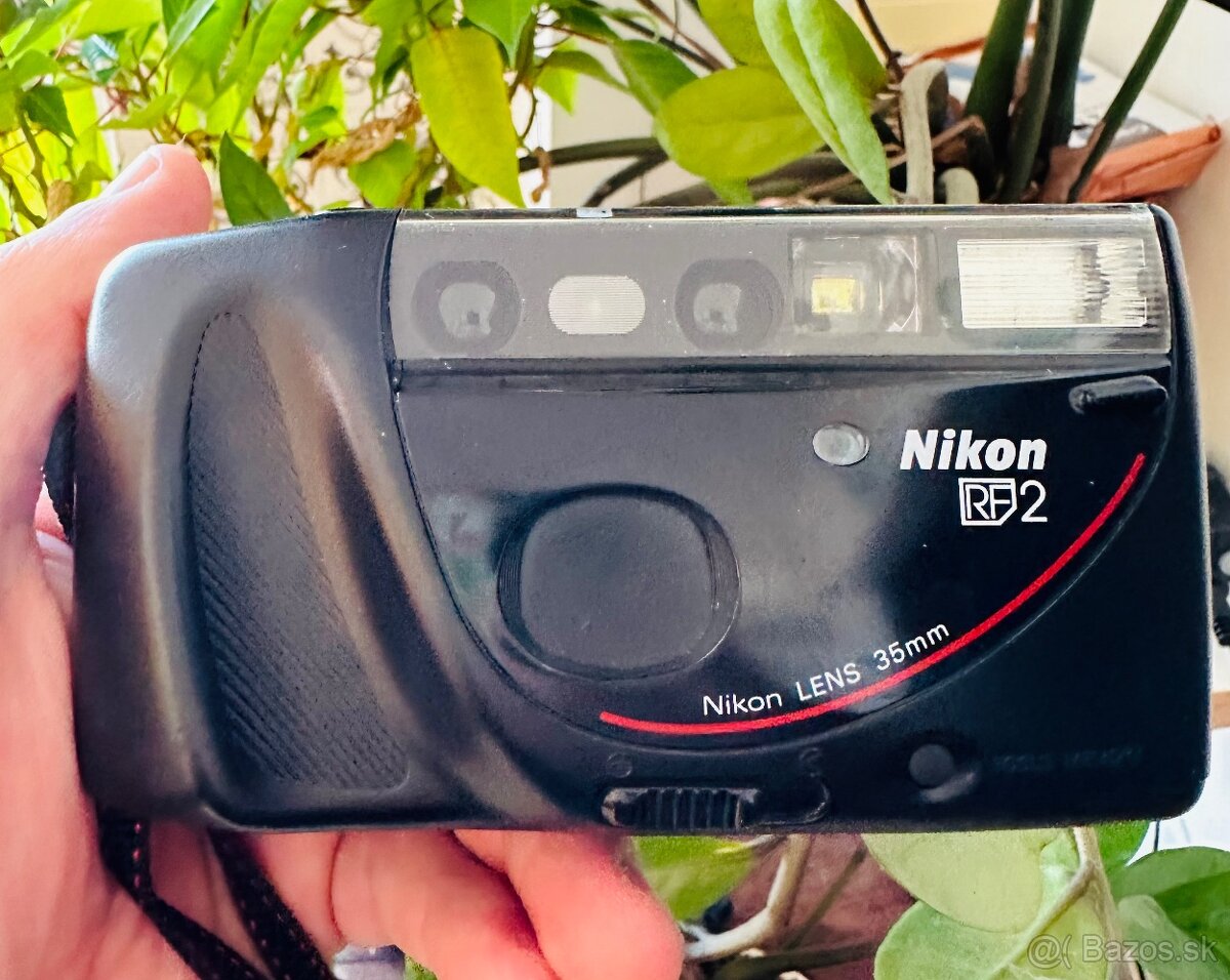 Nikon RF2