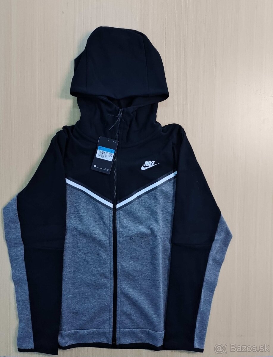 Nike tech fleece