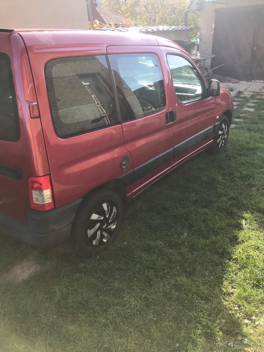 Berlingo 1.4 benzín 2008 300000