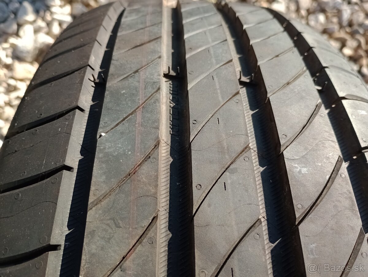 Predam 2ks pneu 195/55/r16 letne 87H Michelin