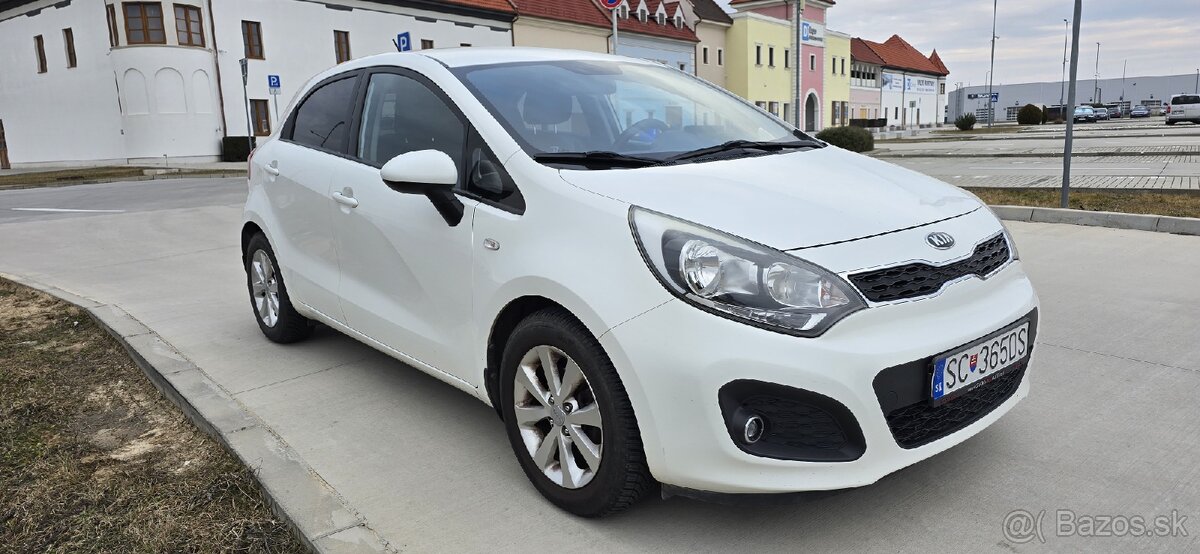 Kia Rio 1.2 benzin