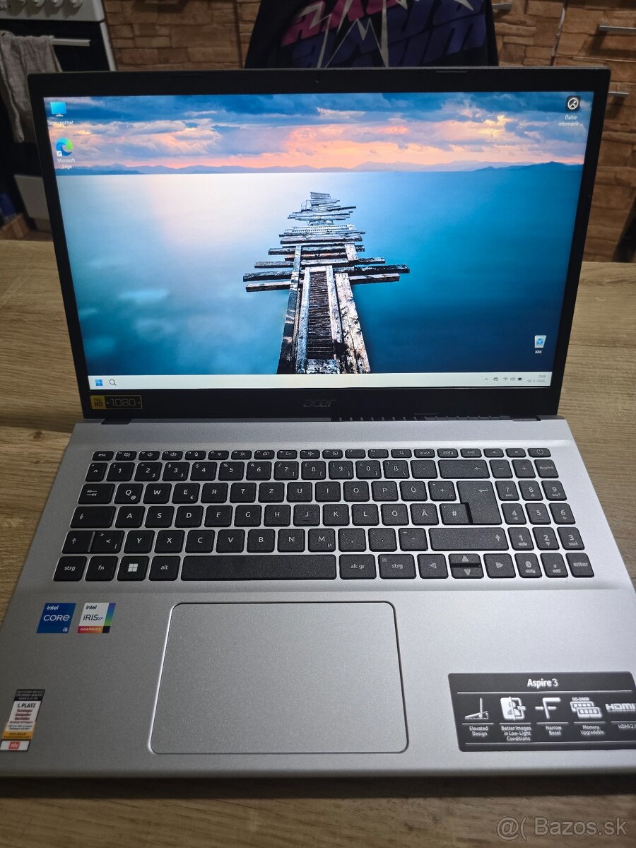 Acer aspire A315 so 16gb ram 1Tb ssd diskom a core i5 proce