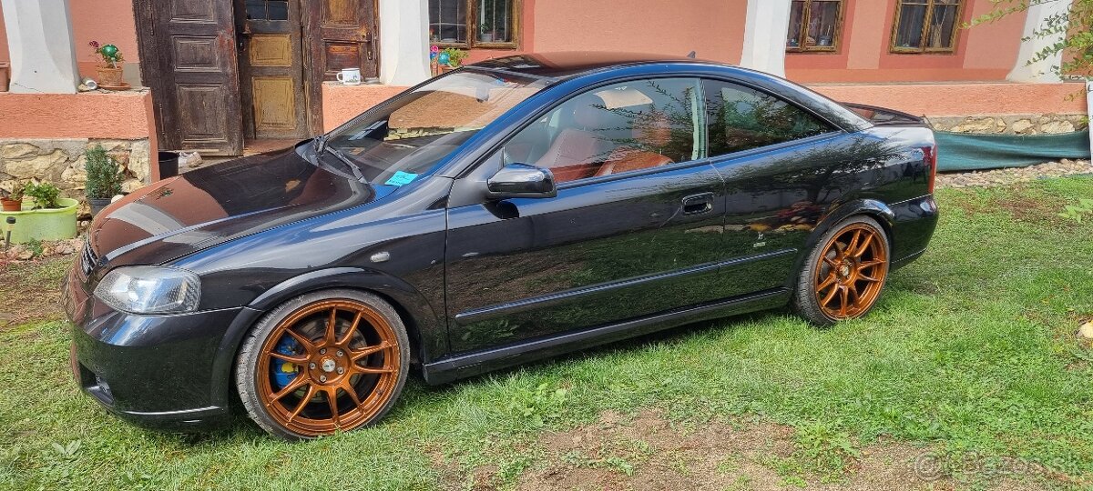 Opel astra coupe 2.0 turbo