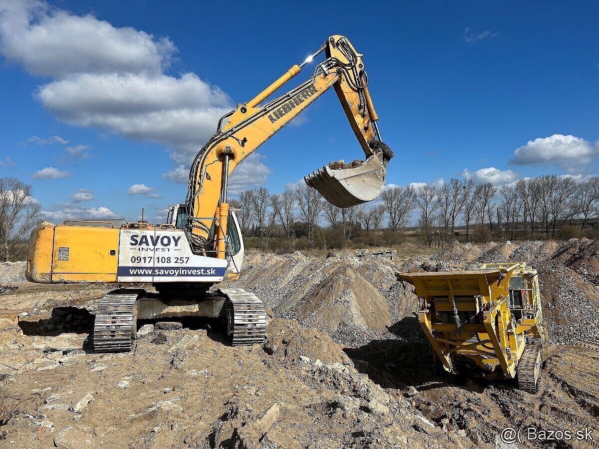 drvenie stavebnej sute, zemné a búracie práce, JCB 4CX