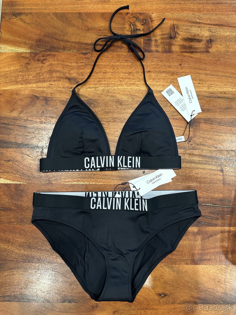 Calvin Klein čierne plavky