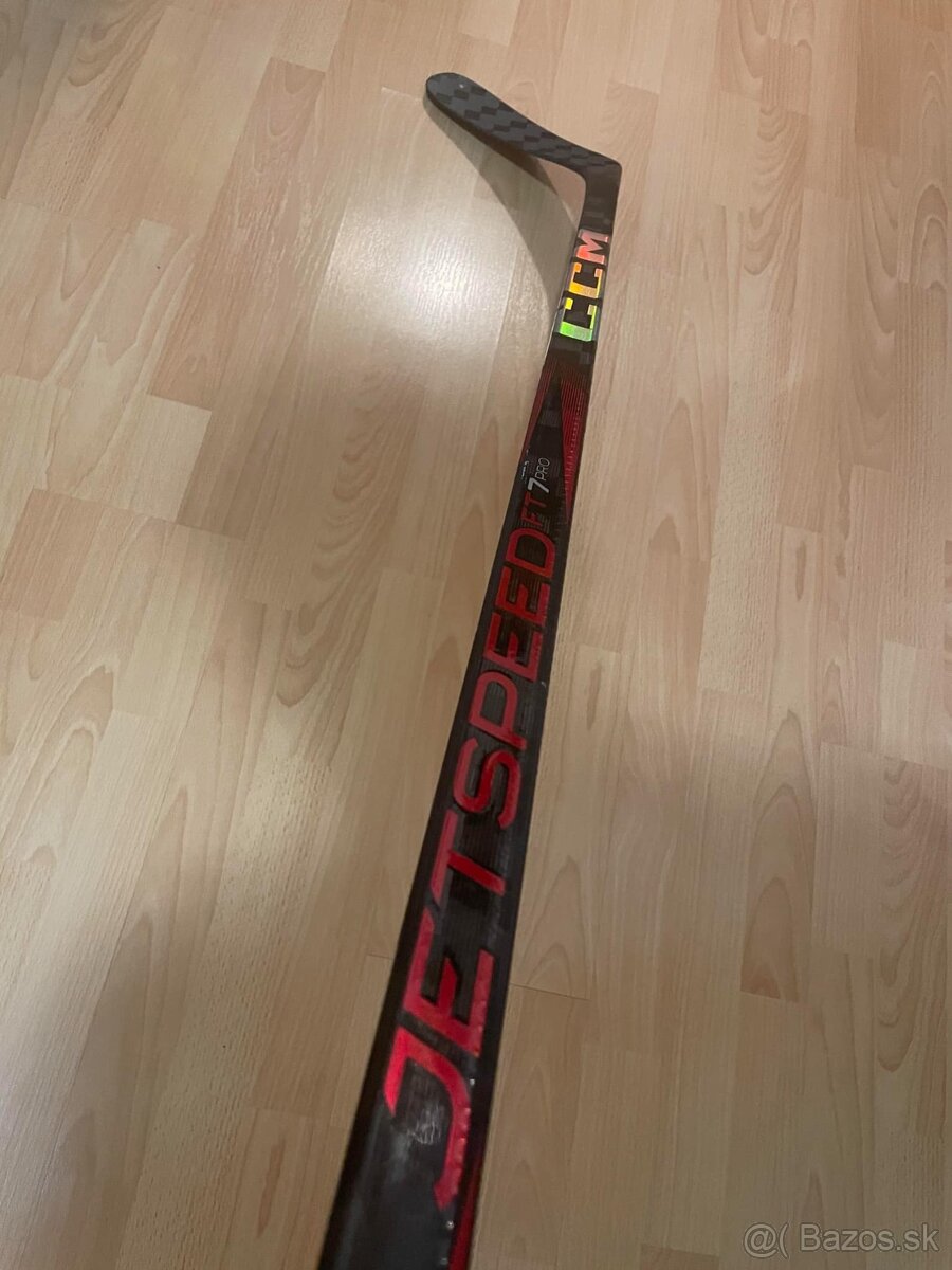 Predám hokejku CCM Jetspeed Ft7 Pro, 95 flex p29 ľavačka